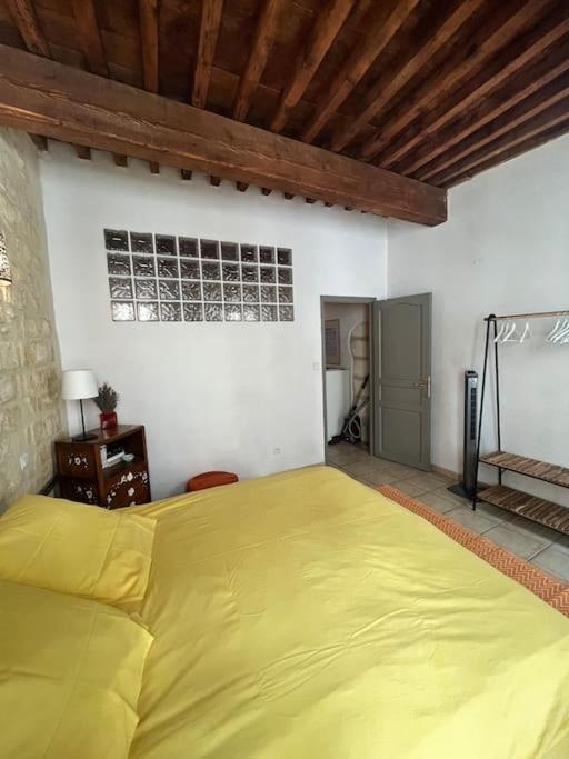 "La Maison Jaune" Arles Centre Terrasse Zewnętrze zdjęcie
