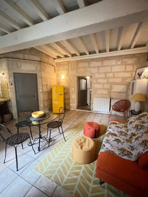 "La Maison Jaune" Arles Centre Terrasse Zewnętrze zdjęcie